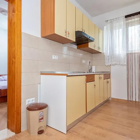 Tea Apartment *